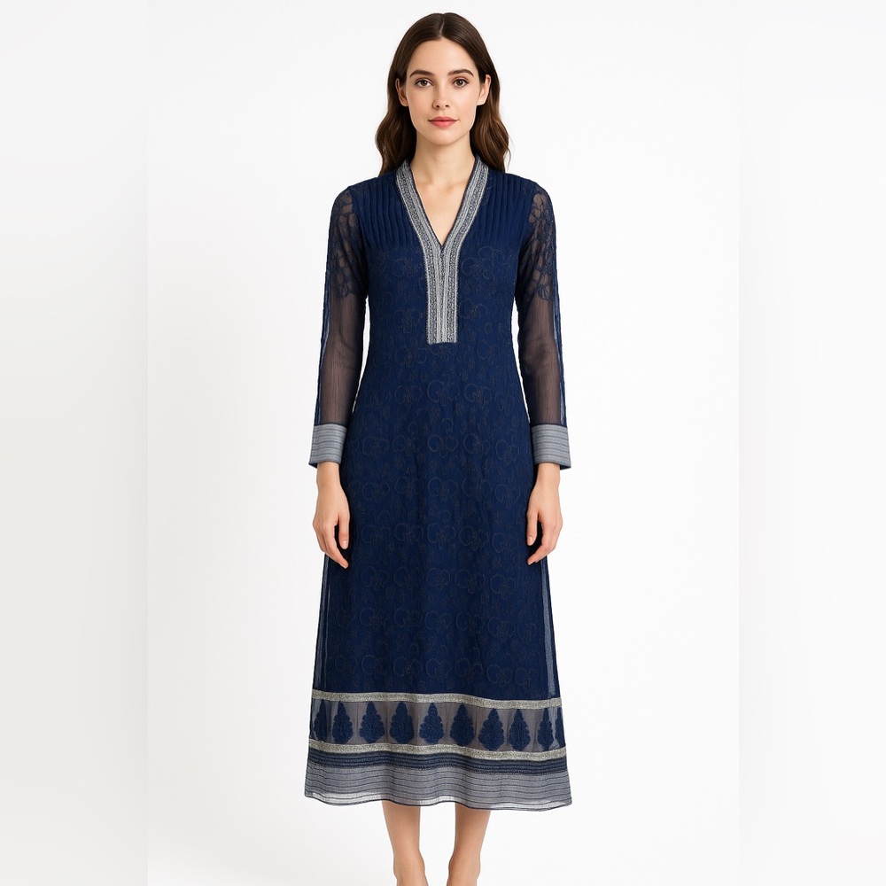 Seema women’s Renaissance countryside sheer textured dress FLAWED size small?